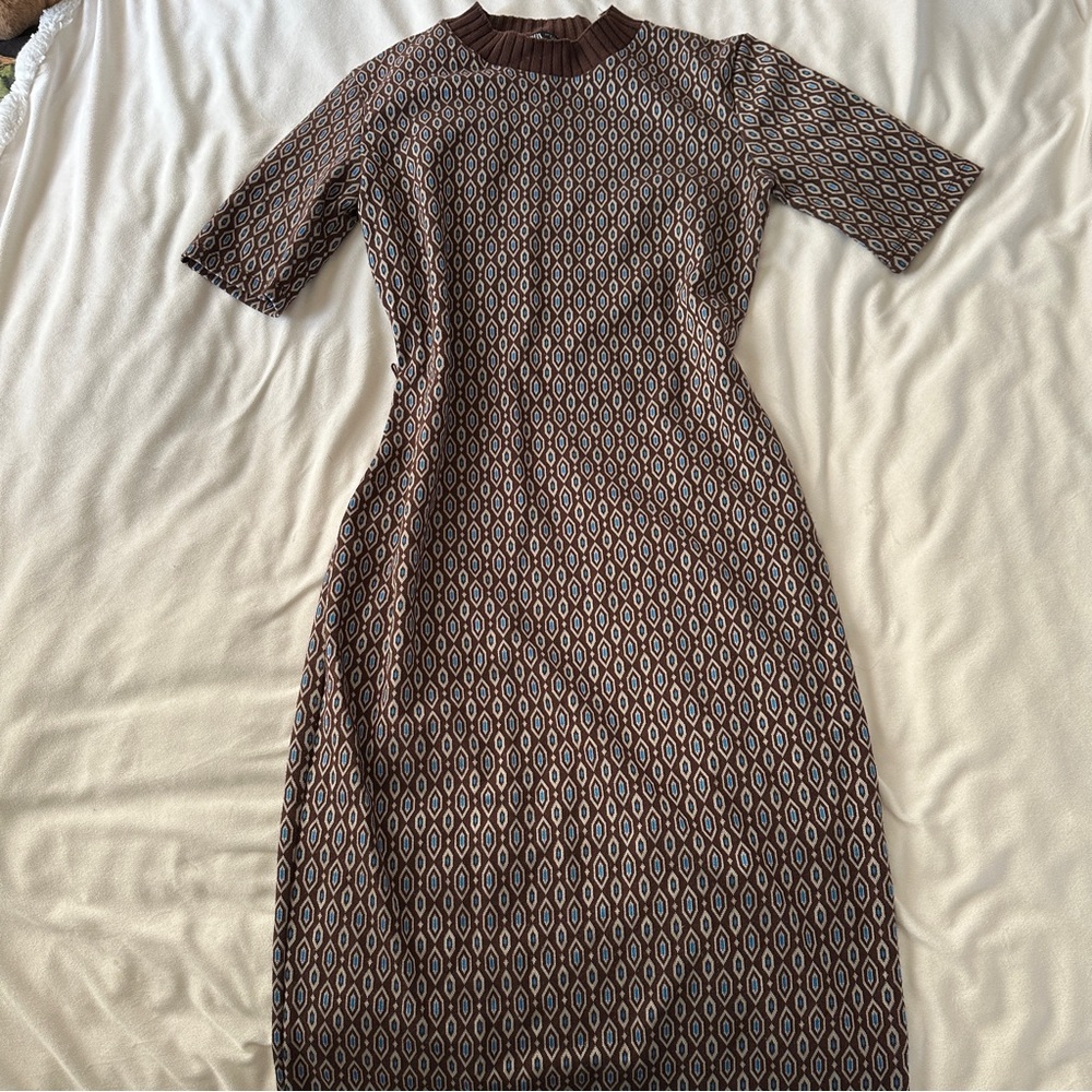 Zara Geometric Knit Midi Dress